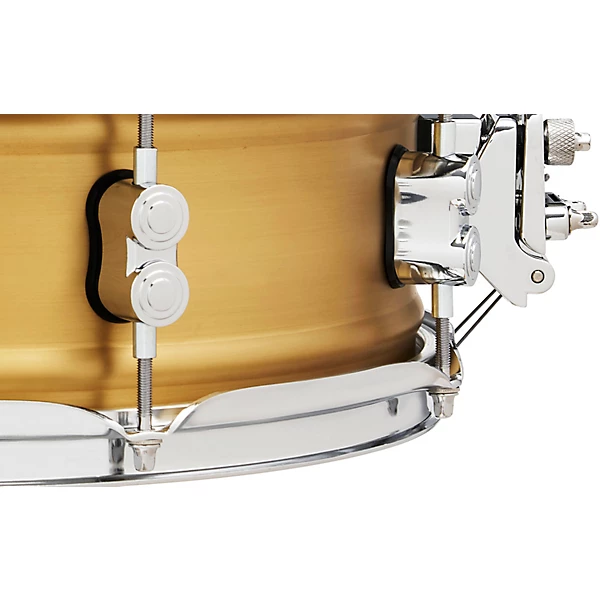 PDP by DW Concept Series 1 mm Brass Snare Drum 14 x 5 in. 4 PDP by DW Concept Series 1 mm Brass Snare Drum 14 x 5 in.