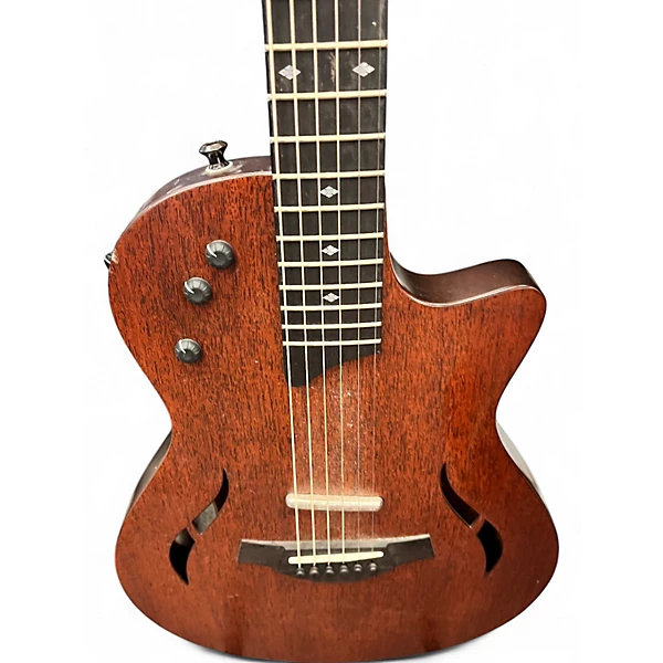 Used Taylor T5Z Classic Natural Acoustic Electric Guitar 4 Used Taylor T5Z Classic Natural Acoustic Electric Guitar