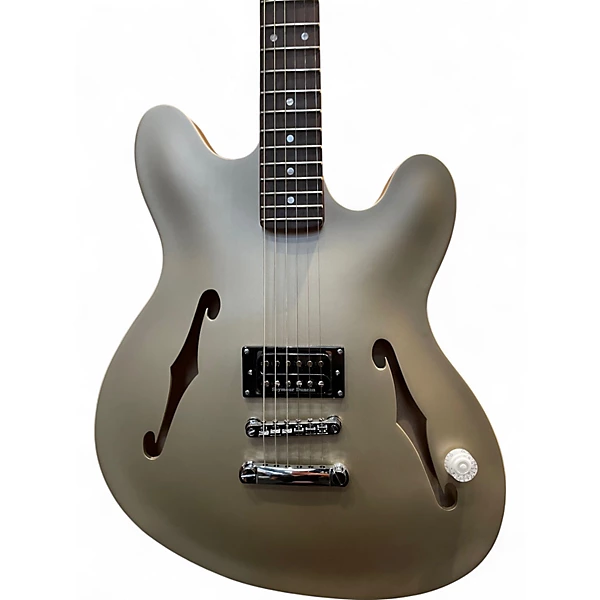 Used Fender TOM DELONG STARCASTER CHAMPANGE Hollow Body Electric Guitar 6 Used Fender TOM DELONG STARCASTER CHAMPANGE Hollow Body Electric Guitar