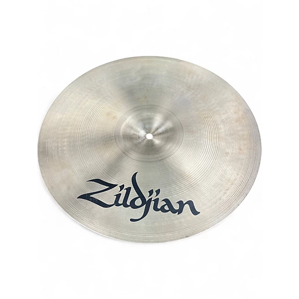 Used Zildjian 16in avedis medium crash Cymbal 4 Used Zildjian 16in avedis medium crash Cymbal