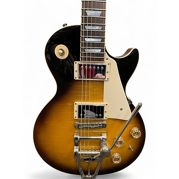 Used Gibson Les Paul Classic 2015 Vintage Sunburst Solid Body Electric Guitar 4 Used Gibson Les Paul Classic 2015 Vintage Sunburst Solid Body Electric Guitar