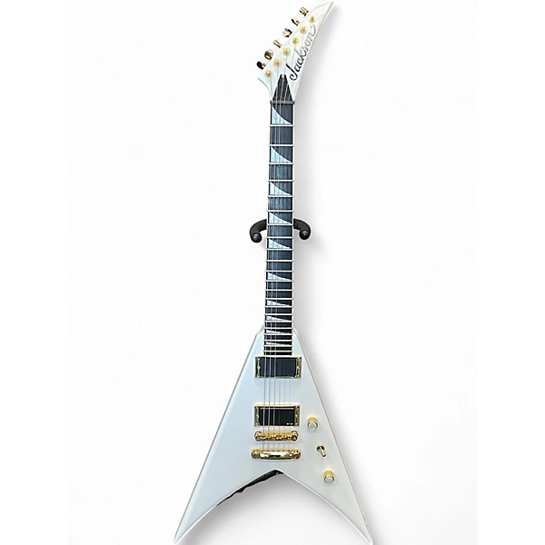 Used Jackson KVTMG Pro King V Snow White Solid Body Electric Guitar
