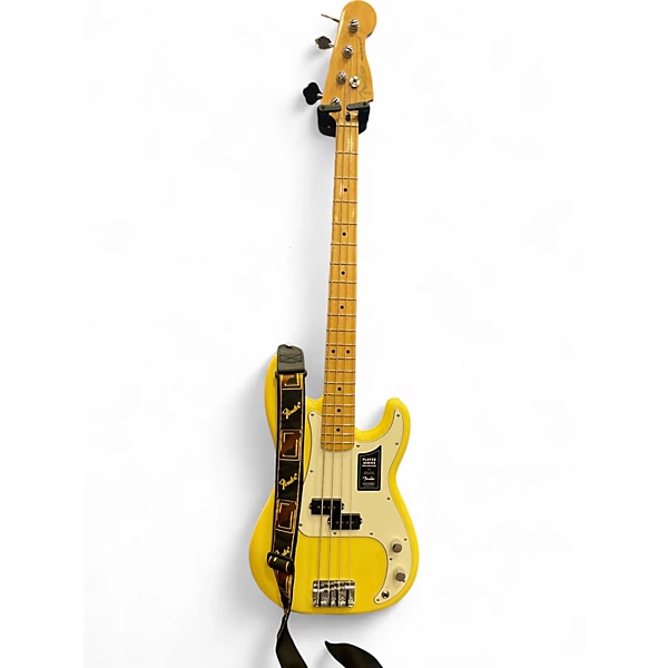Used 2023 Fender Player Precision Bass Buttercream Electric Bass Guitar
