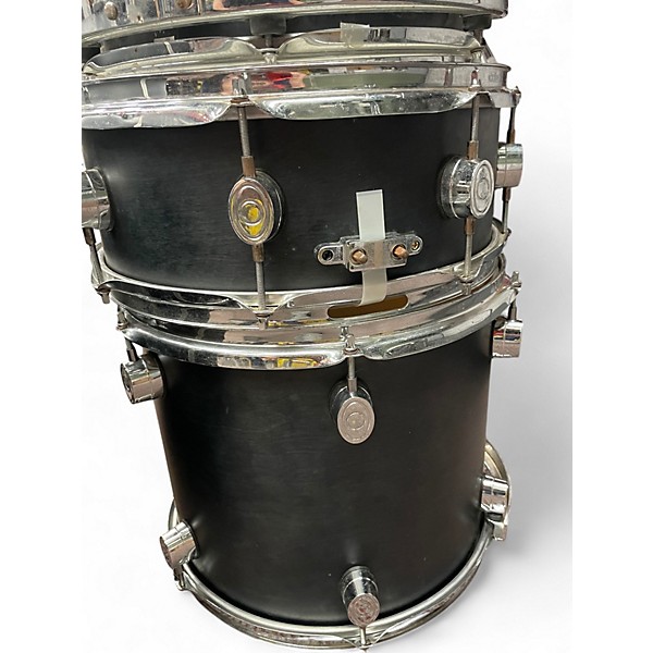 Used 2013 PDP by DW 5 Piece F SERIES BLACK Drum Kit 6 Used 2013 PDP by DW 5 Piece F SERIES BLACK Drum Kit