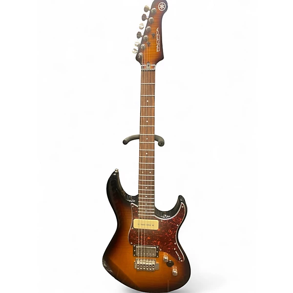 Used Yamaha PACIFICA 611 2 Tone Sunburst Solid Body Electric Guitar