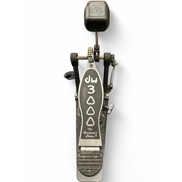 Used DW 3000 Series Single Single Bass Drum Pedal