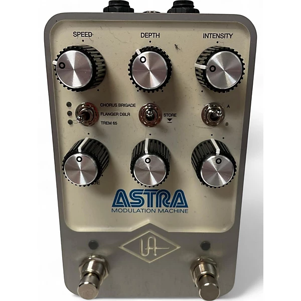 Used Universal Audio Astra Modulation Machine Pedal