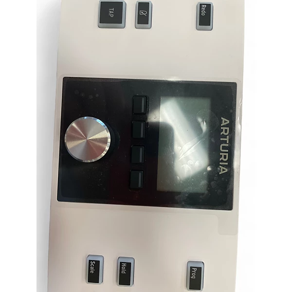 Used Arturia Keylab Essential 61 MIDI Controller 4 Used Arturia Keylab Essential 61 MIDI Controller