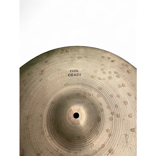 Vintage 1970s Zildjian 18in Thin Crash Cymbal 6 Vintage 1970s Zildjian 18in Thin Crash Cymbal