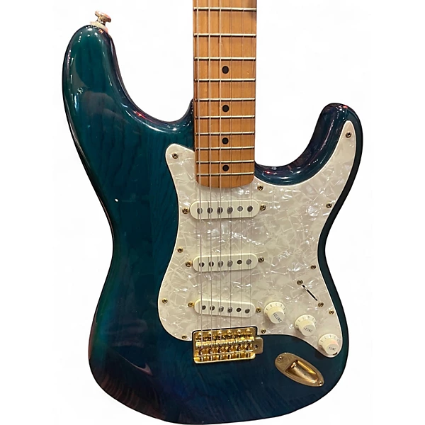 Used Squier DUO TONE Sapphire Blue Trans Solid Body Electric Guitar 4 Used Squier DUO TONE Sapphire Blue Trans Solid Body Electric Guitar